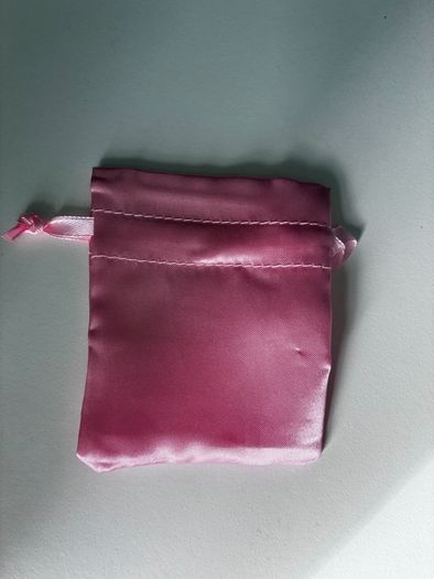 Pack of 20 - Pink satin bags