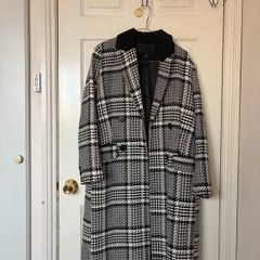 Black and White 90s Style Checkered Long Coat with Shoulder pads
