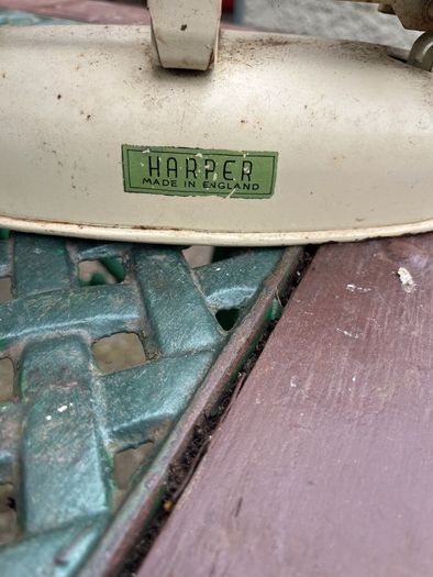 Vintage Harper kit scales