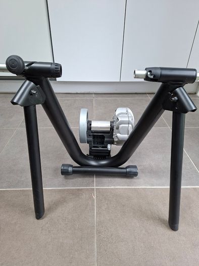 Staris Fluid 2 Static Bike Trainer