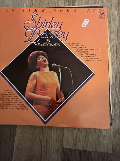 Shirley Bassey vinyl  LPs