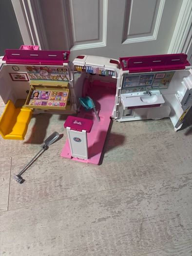 Barbie Toys and Dolls Bundle,