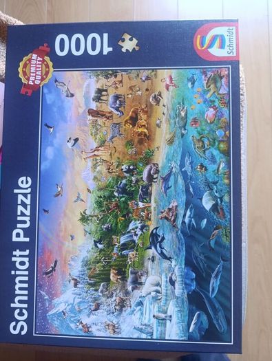 Massive collection of jigsaw puzzles