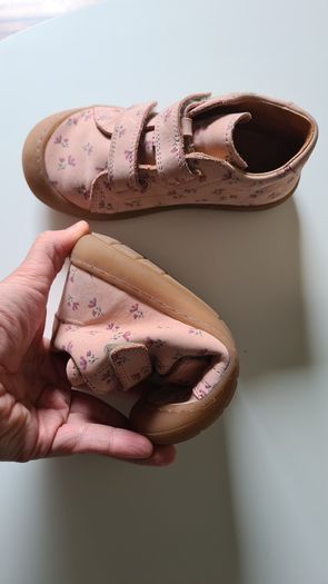 Leather Girls Shoes size 27 (EU), 9 (UK)