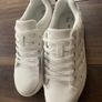 BRAND NEW Ladies White Runners: Size 5 Image 2
