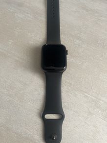Apple Watch Series 4 - Amazing Condition