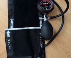 sphygmomanometer