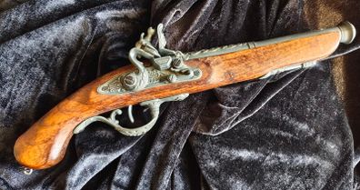 decorative 18th-century style flintlock pistol replica