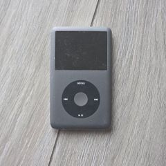 iPod 7th Gen Classic 160gb (Free Post)