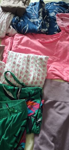free bundle pjs leggings and shorts