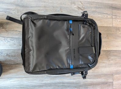 Samsonite travel backpack with laptop pouch