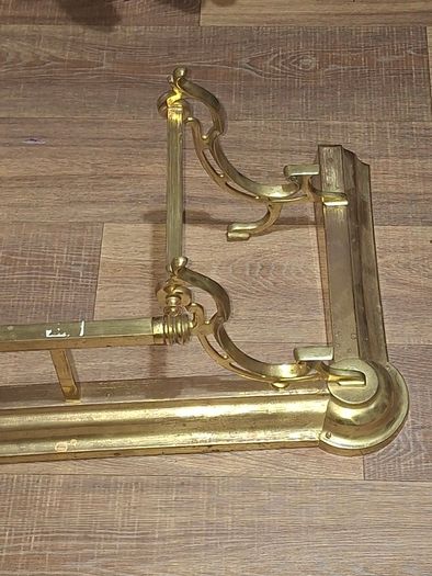 Lot of Brass Fire Fender Price is for 1 Only, Measurements in the Photos, Collection Only
