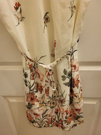 Flowery dress Size 10