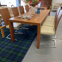 Dining Table & 8 Chairs