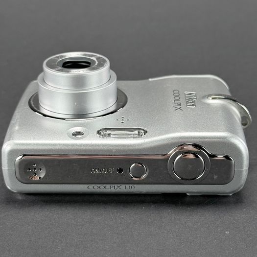 Nikon Coolpix L10 5.0MP Digital Camera