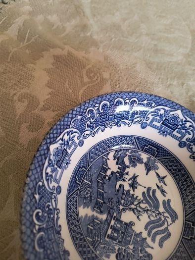 English Ironstone 'Willow' pattern