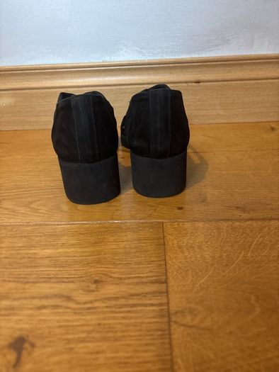 Donald Pliner Sandals