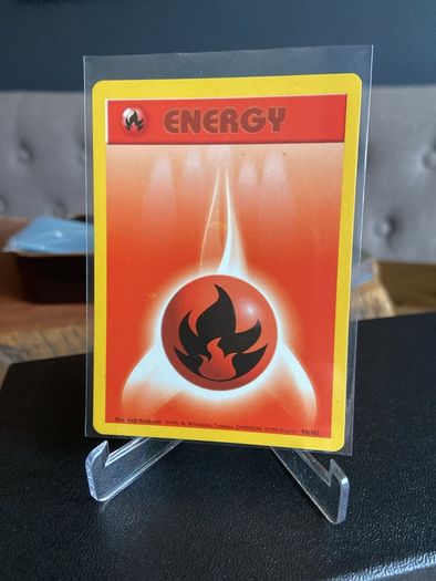 Pokemon Base set Fire energy 98/102 Near Mint Condition