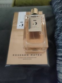 Rosendo Mateu N 5 Floral, Amber, Sensual Musk Rosendo Mateu Olfactive Expressions