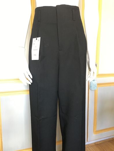 Zara high waisted trousers, new, size M