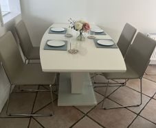 Dining table and 4 chairs