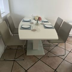 Dining table and 4 chairs