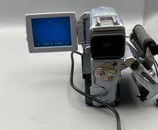 Sony DCR-PC9E Digital Handycam Camcorder - FAULTY