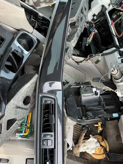 F10 steering wheel and dash trims