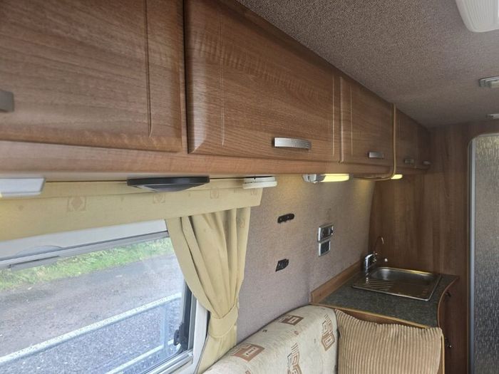 Camper