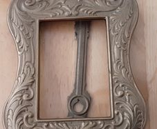 antique brass picture frame ( art decco )??