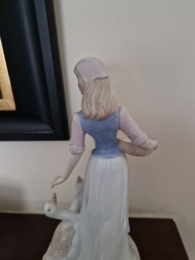 porcelain figure