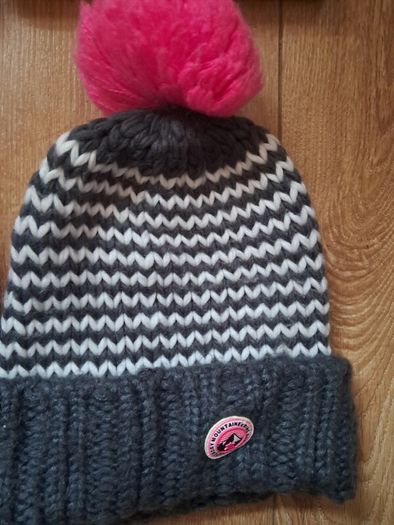 Women's Beanie Hats X 4