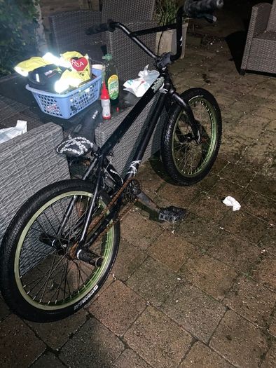 BMX stunt bike / Wetherpeople  Justice