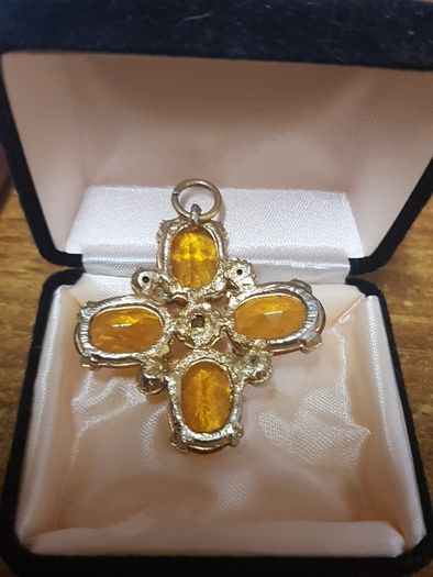 Vintage Pendant