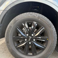 Set of 4 genuine MAN TGE 17-inch black alloy wheels with Continental VanContact Eco tyres.