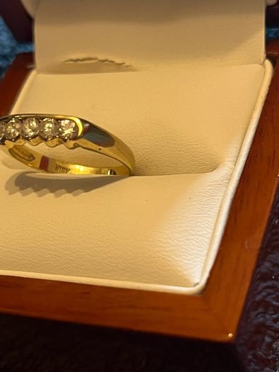 Eternity Ring .. Diamond & 14ct Gold
