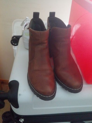 woman shoes 2x
