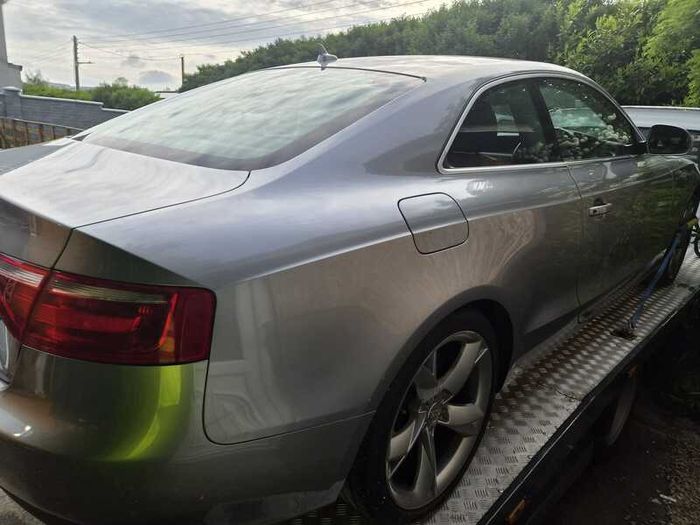 Breaking Audi A5 Coupe