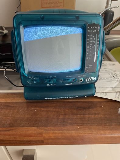 jWIN personal tv with am/fm radio