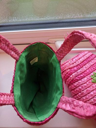 Girls pretty straw bags