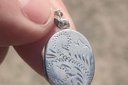 Early 20th century Sterling Silver locket pendant set