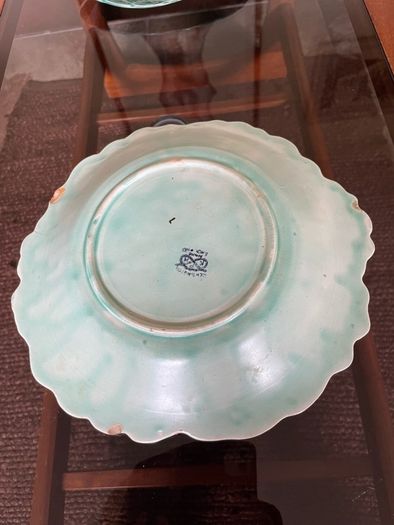 Pair of Late Victorian Collectors Cabbage Plates