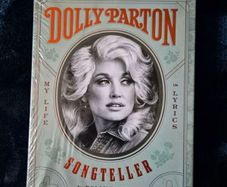 Dolly Parton, Songteller: My Life in Lyrics