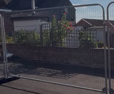 Temporary fence panel