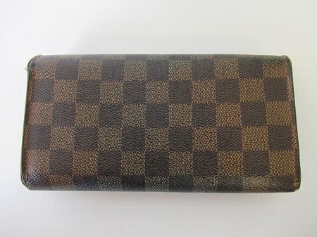Louis Vuitton Long wallet