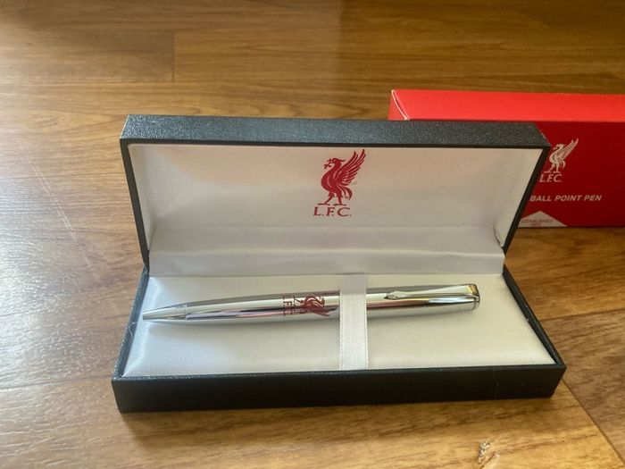 Liverpool FC Chrome Ball Point Pen + Bracelet