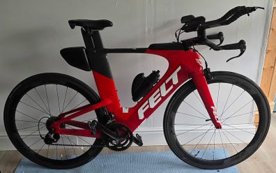 2018 Felt IA16 Triathlon Bike Size 56 Shimano 105 Prime 55mm Carbon Wheels