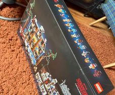 New unopened Stranger Things: The Creel House Set 11370 plus WSQK radio station