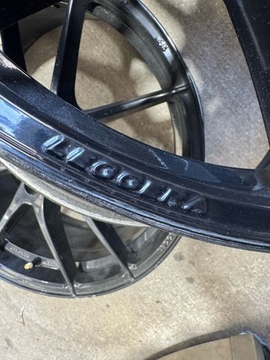 OZ leggera 5x112 19 inch