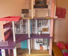 Barbie Doll Dream House